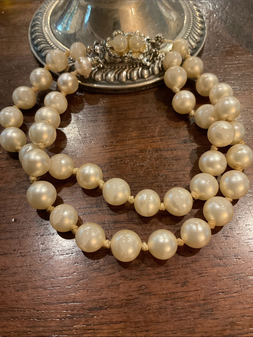 Coro Signed Faux Cream Pearl Beaded Bracelet With Box Clasp Closure